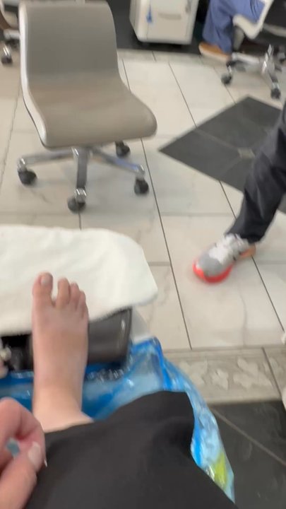 Top Coat Nail Bar - This is the man who threatened me and insulted me all because i told him i saw dirt on my toes and kicked me out... - Nail Salons Near Me - Reno, Nevada