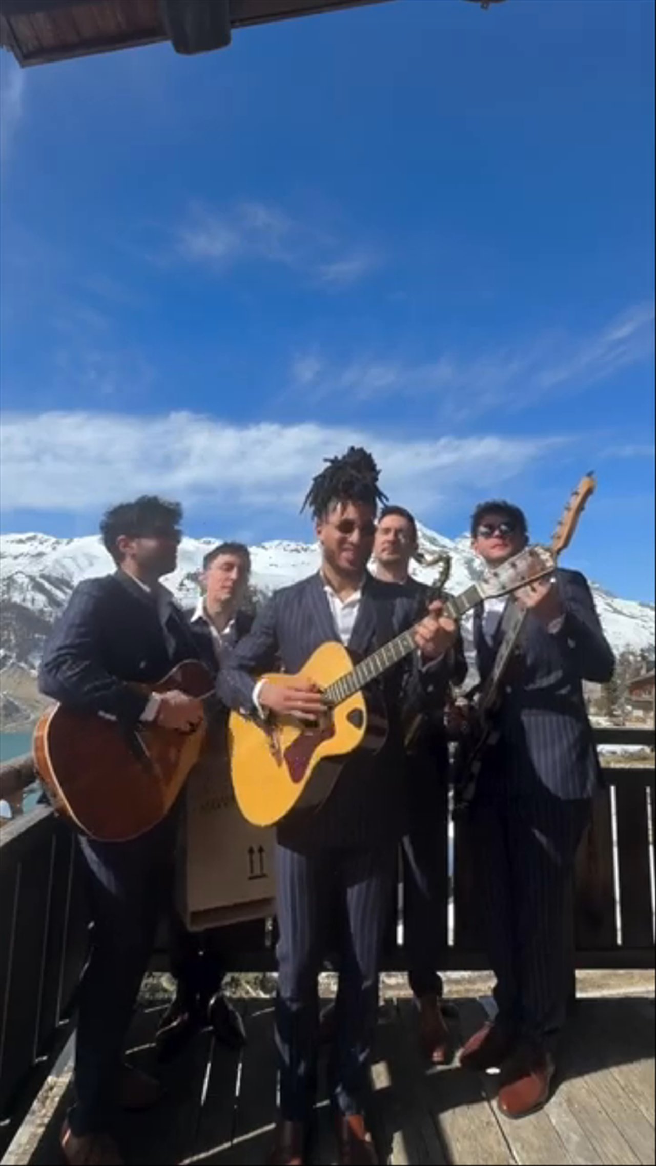 Riviera Roaming Band - Band 2 - video