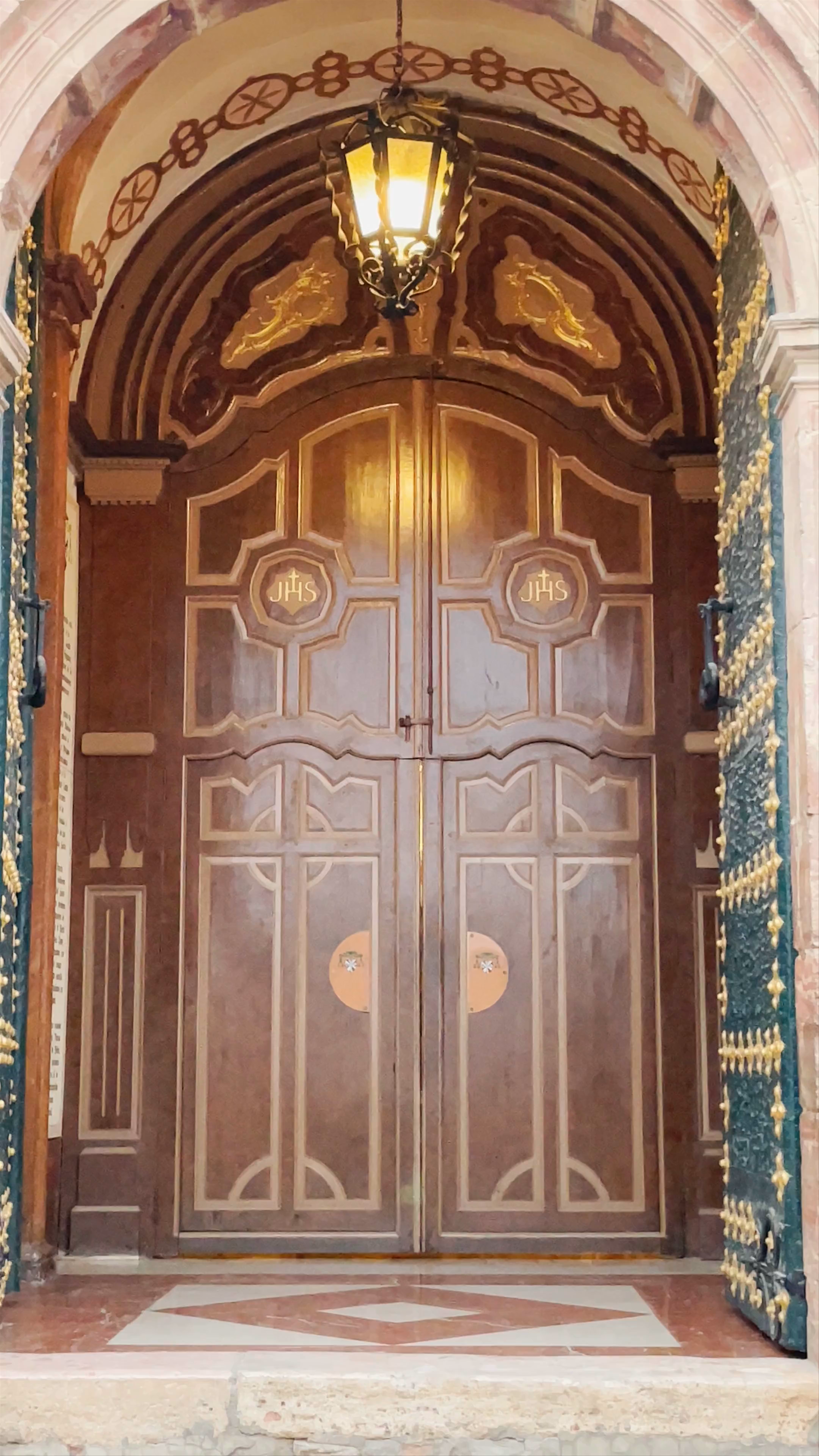 Parroquia Mayor De Santo Domingo De Guzmán: Historic Grandeur in Mula, Spain