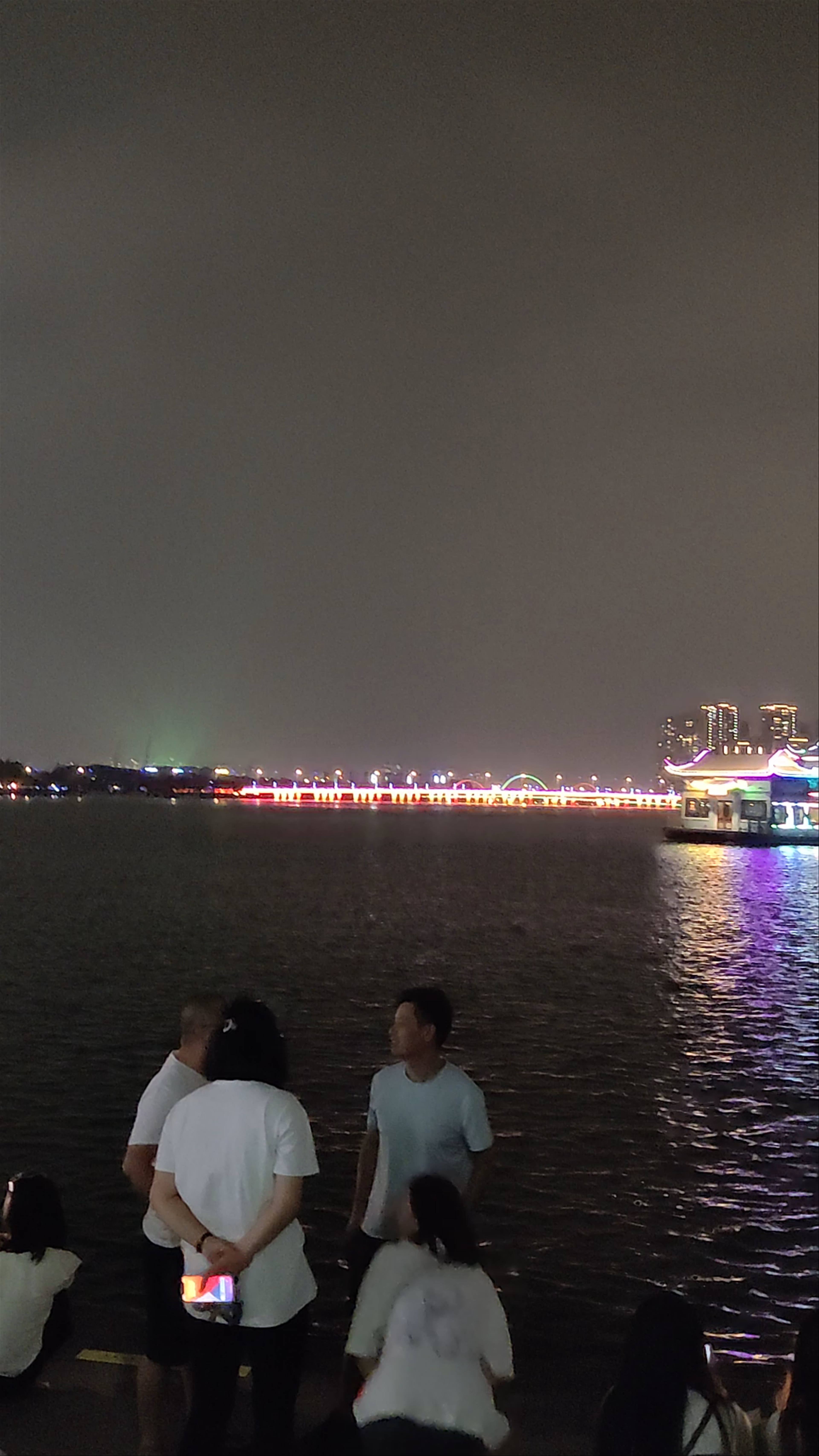 Jinji Lake Nightlife: Illuminated Serenity in Suzhou