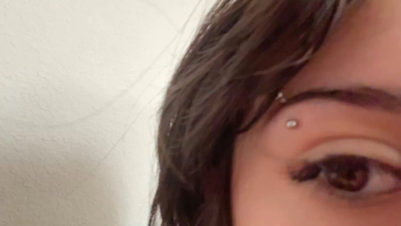 Bloom - My right eye compared to my left. - Makeup Artists Near Me - San Jose, California