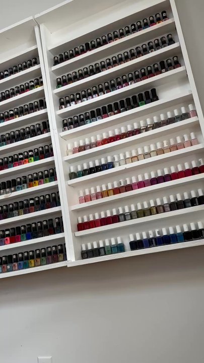 LZ Nails & Spa - Pick your color - Nail Salons Near Me - Medway, Massachusetts