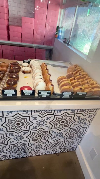Bob’s Donuts - Donuts Near Me - Mill Valley, California