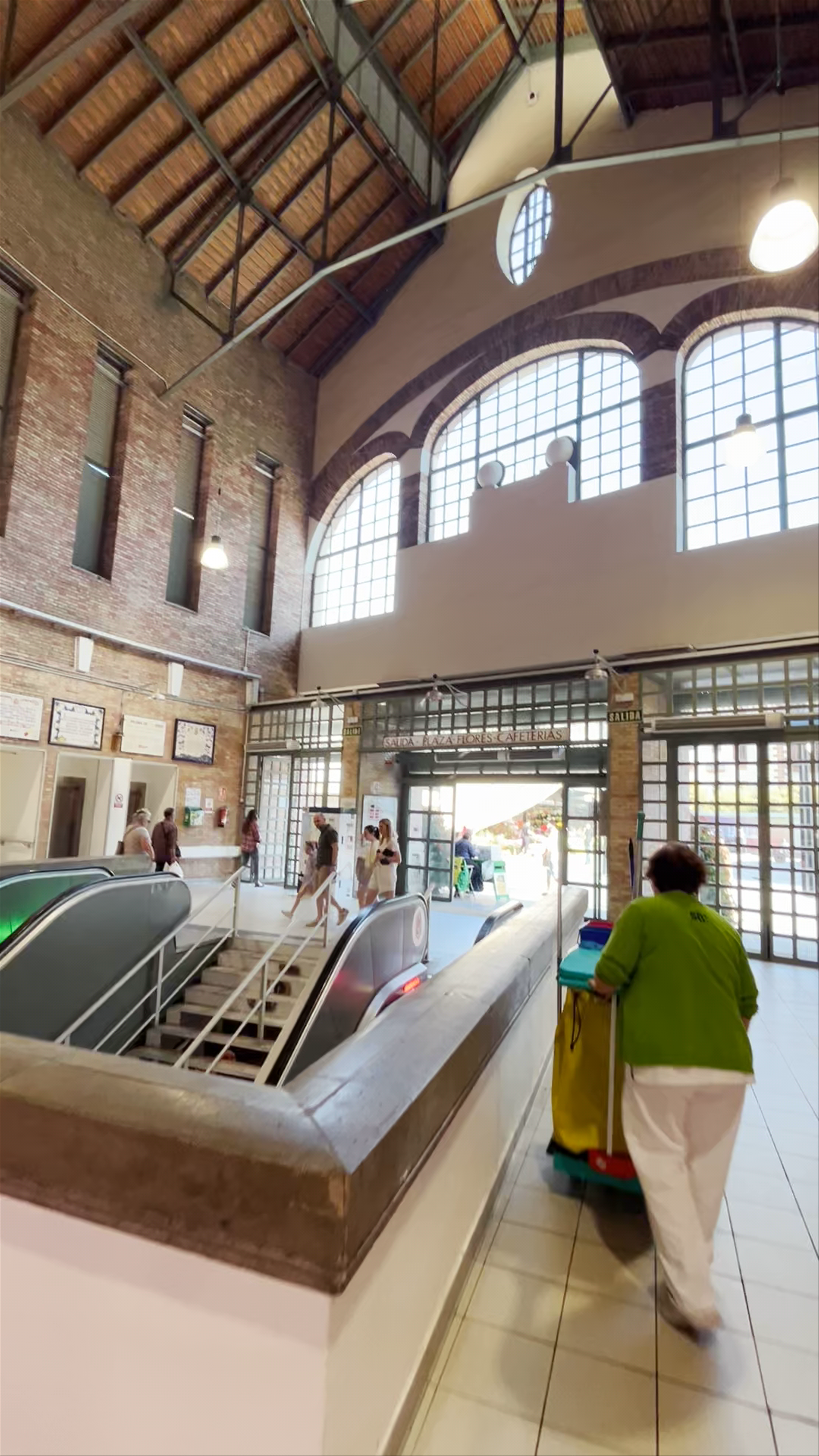 Mercado Central Alicante: Explore Alicante's Bustling Heart of Fresh Food and Local Life