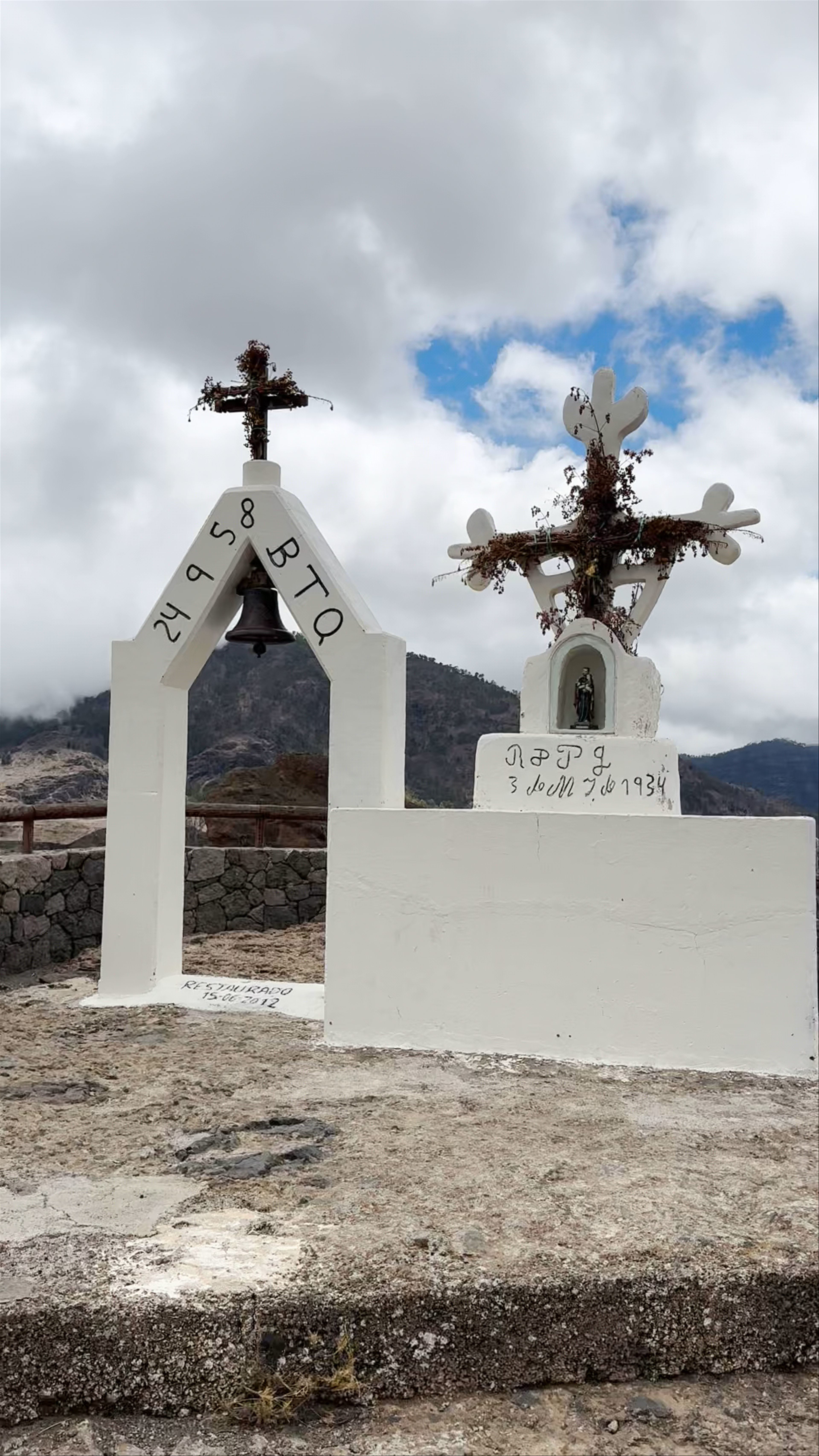 Mirador El Toscón: Awe-Inspiring Mountain Vista in Las Palmas