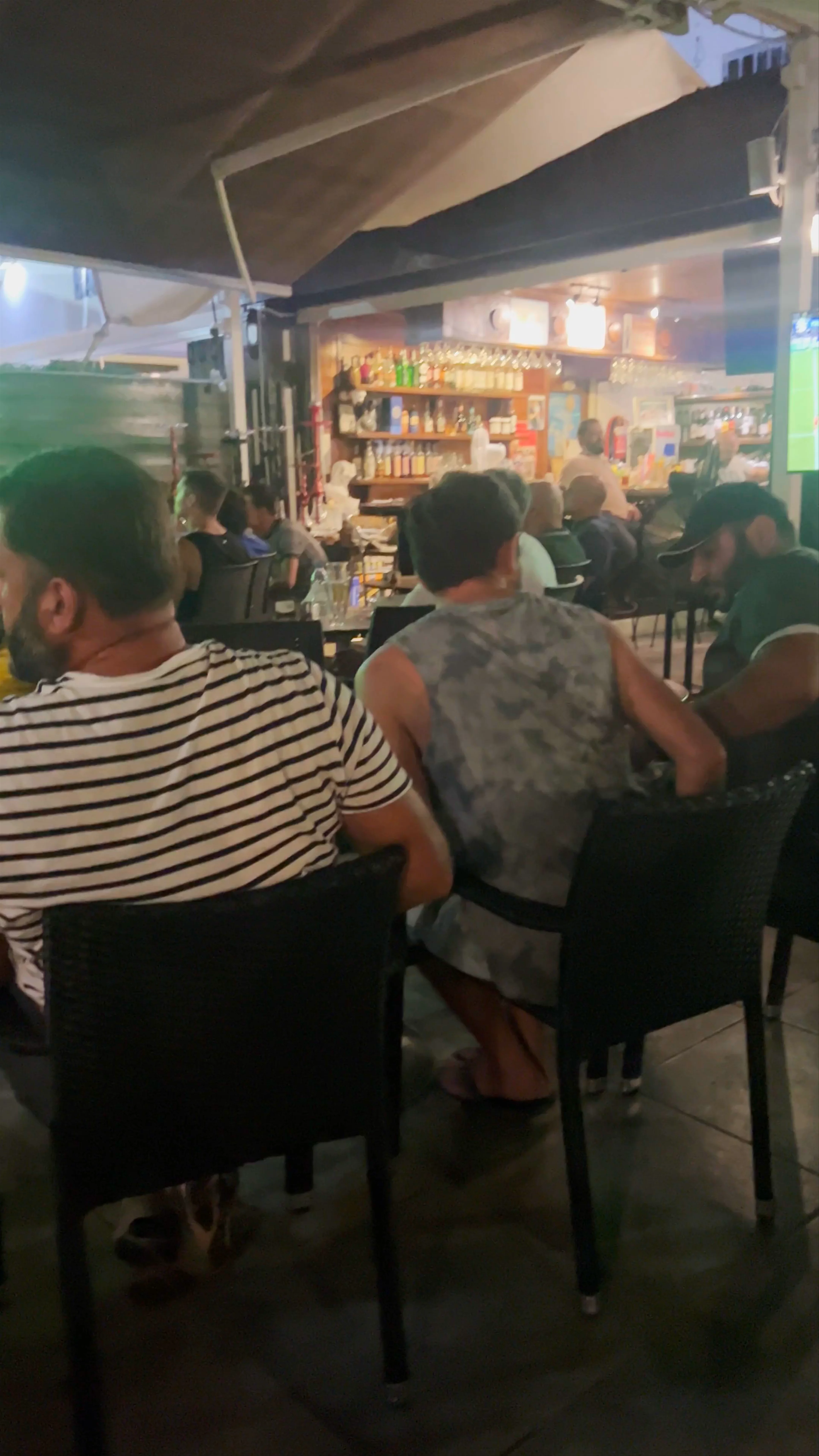 Kings Road Cafe Pub Sports Bar
