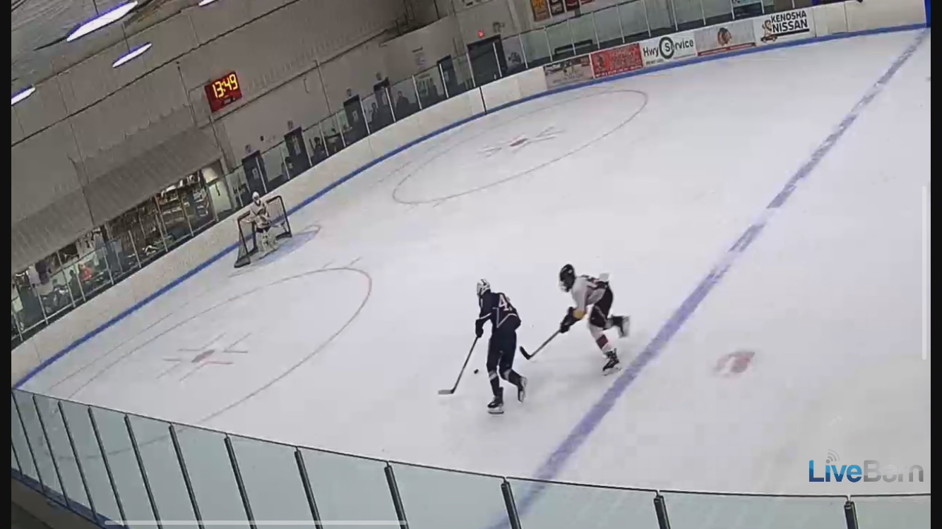 Cross-ice breakout pass led to a goal in CSDHL game