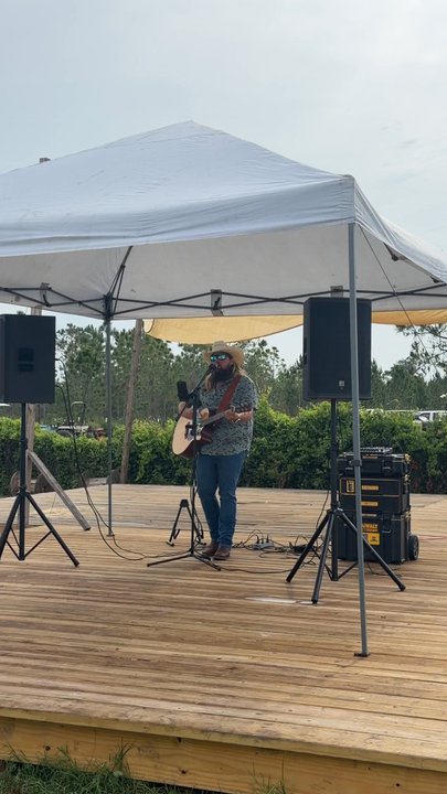 Wesley Wells Farm - Sometimes they have live music - Pick Your Own Farms Near Me - St. Augustine, Florida