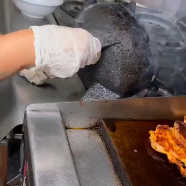 Karibe Mexican Grill - This is an awesome mulcajete. You will NOT get this at this restaurant. - Mexican Near Me - Madison, Mississippi