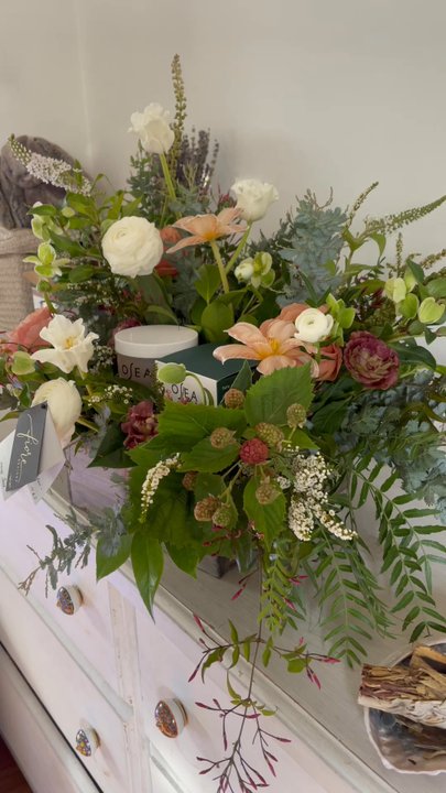 Fiore Designs - My flowers I received from my friend made by Fiore designs - Florists Near Me - Los Angeles, California