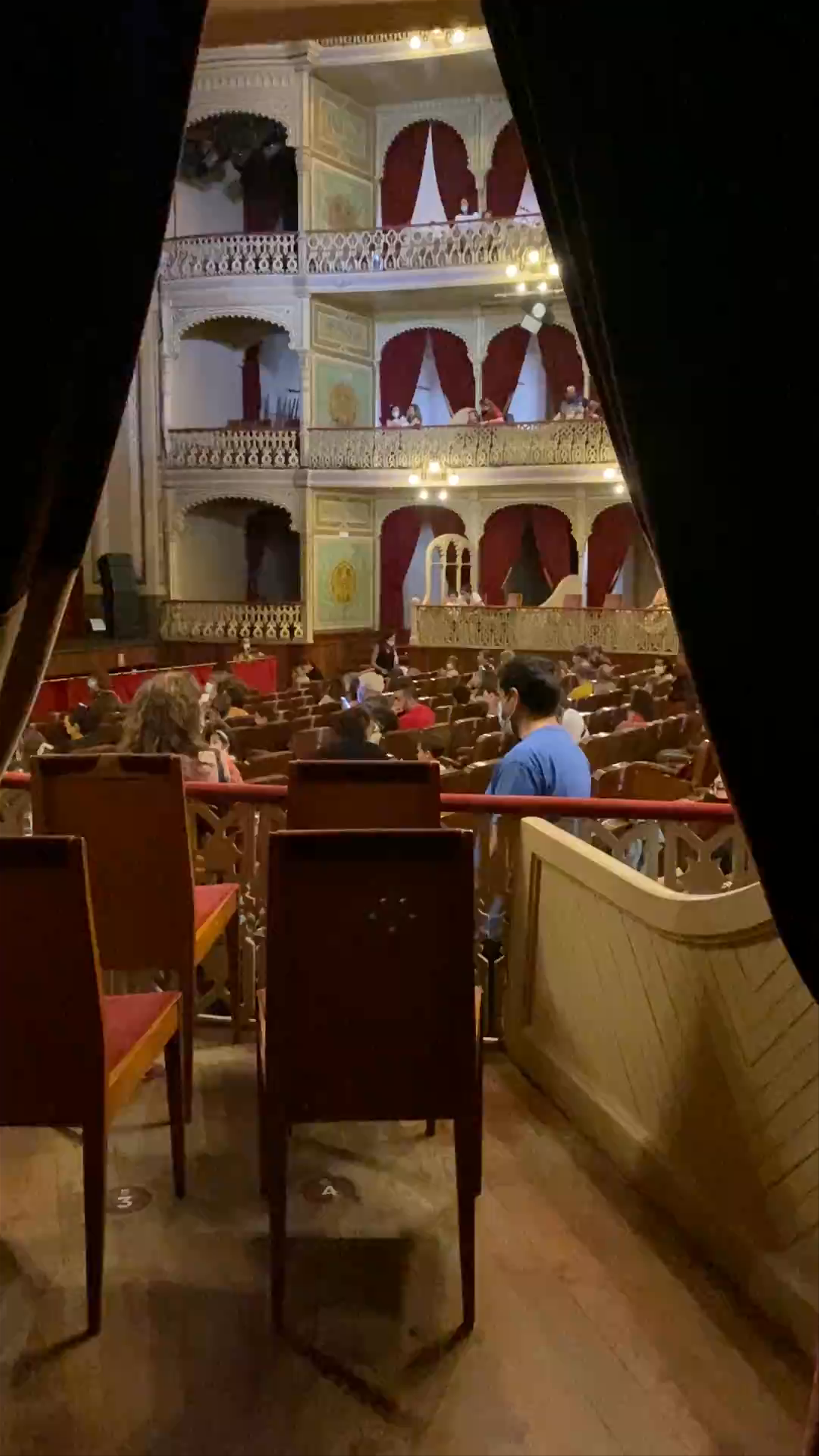 Gran Teatro Falla: A Historic Performance Experience in Cádiz