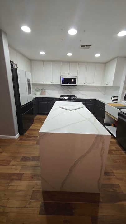Sunset Stone - Francisco book match work - Kitchen & Bath Near Me - Hesperia, California