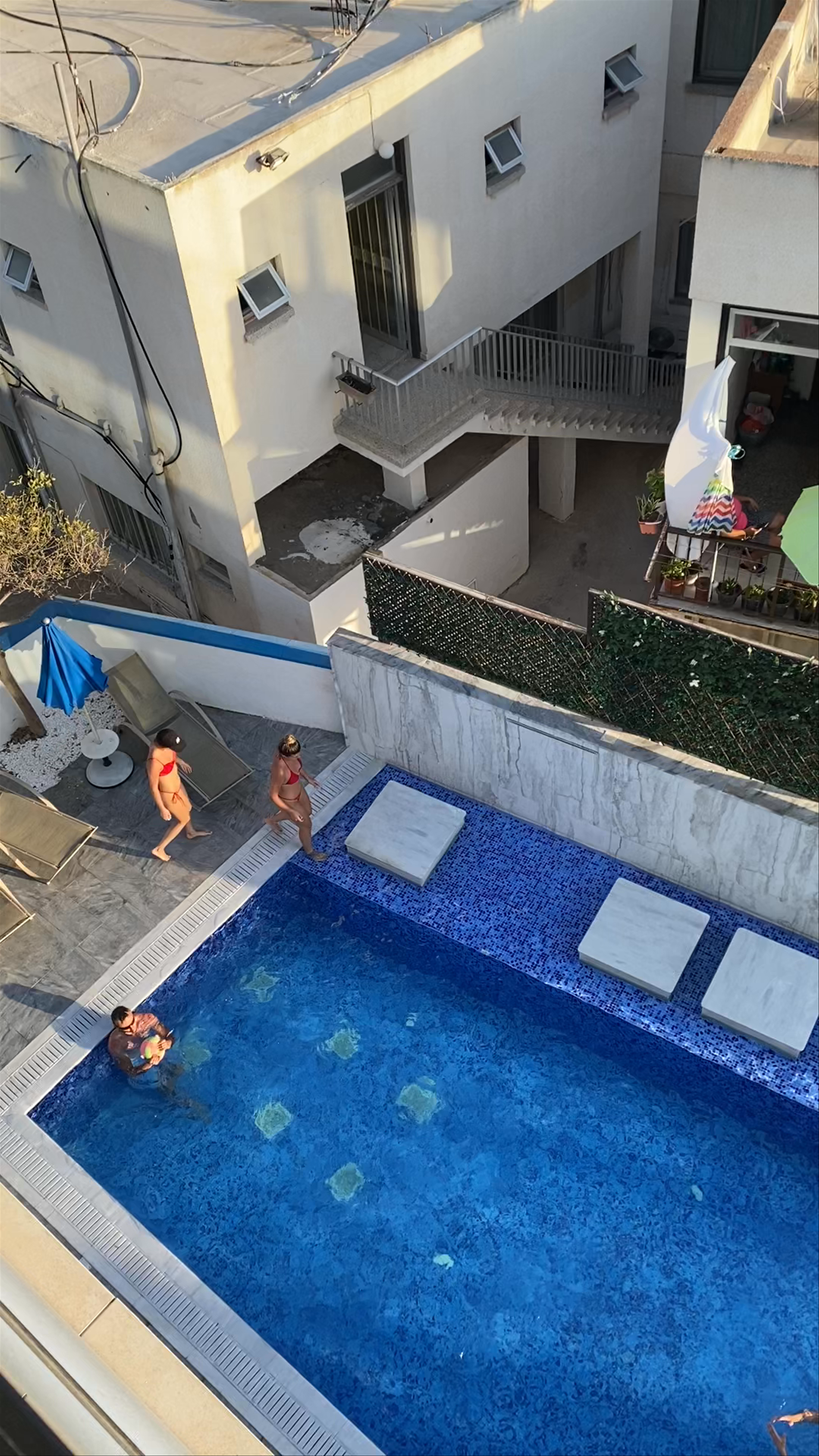 Sunny Blue hotel