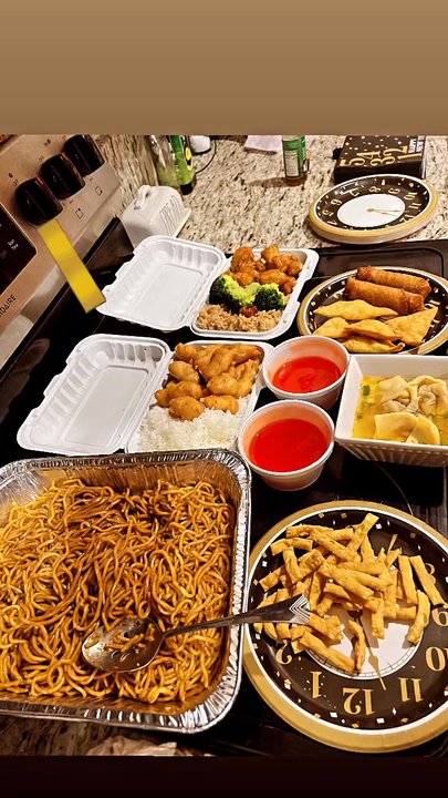 Great Wall Chinese Restaurant - Plain lomein, Gen Tso's chicken, sweet and sour chicken, crab rangoons, egg rolls, wonton soup - Chinese Near Me - Stuart, Florida