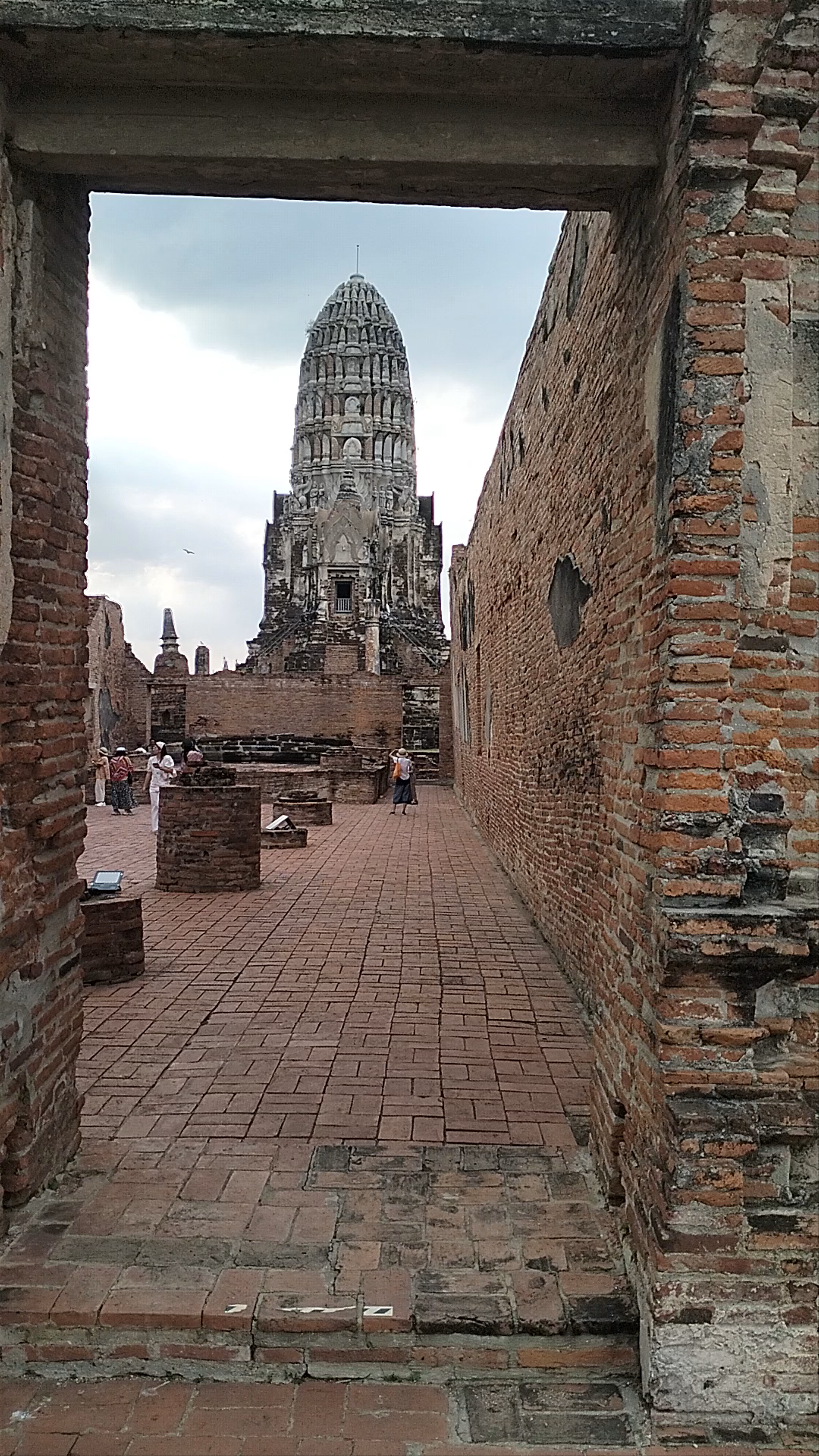 Wat Ratchaburana