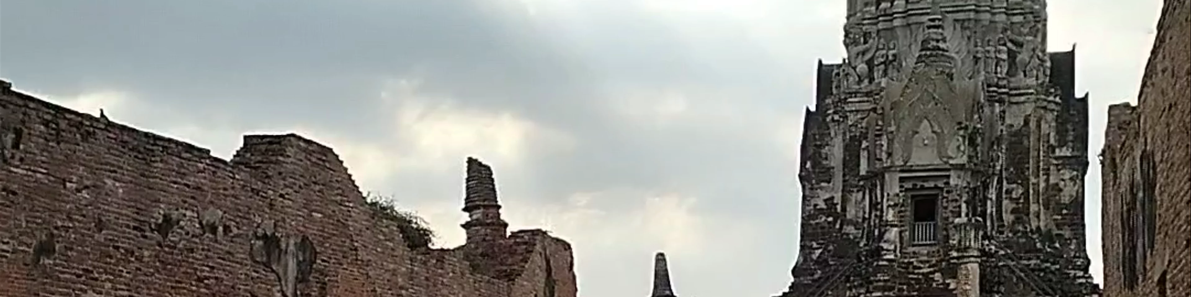 Wat Ratchaburana