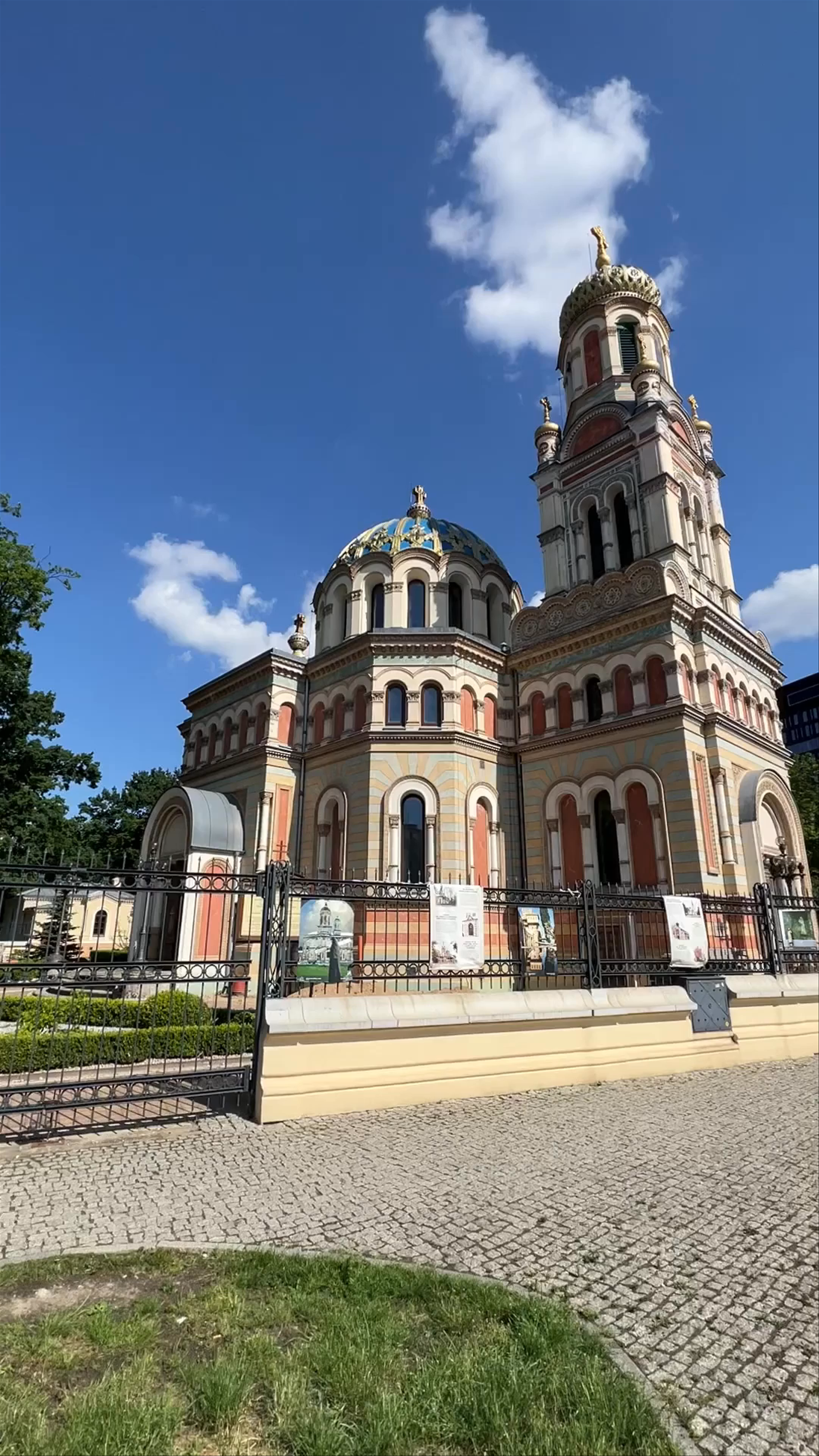 Alexander Nevsky Cathedral: A Majestic Historic Landmark in Łódź