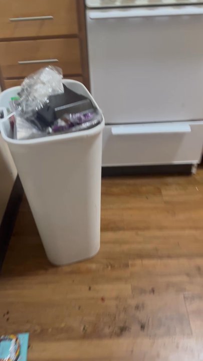 K.C. Maintenance - An apartment I clean - Home Cleaning Near Me - Chicago, Illinois