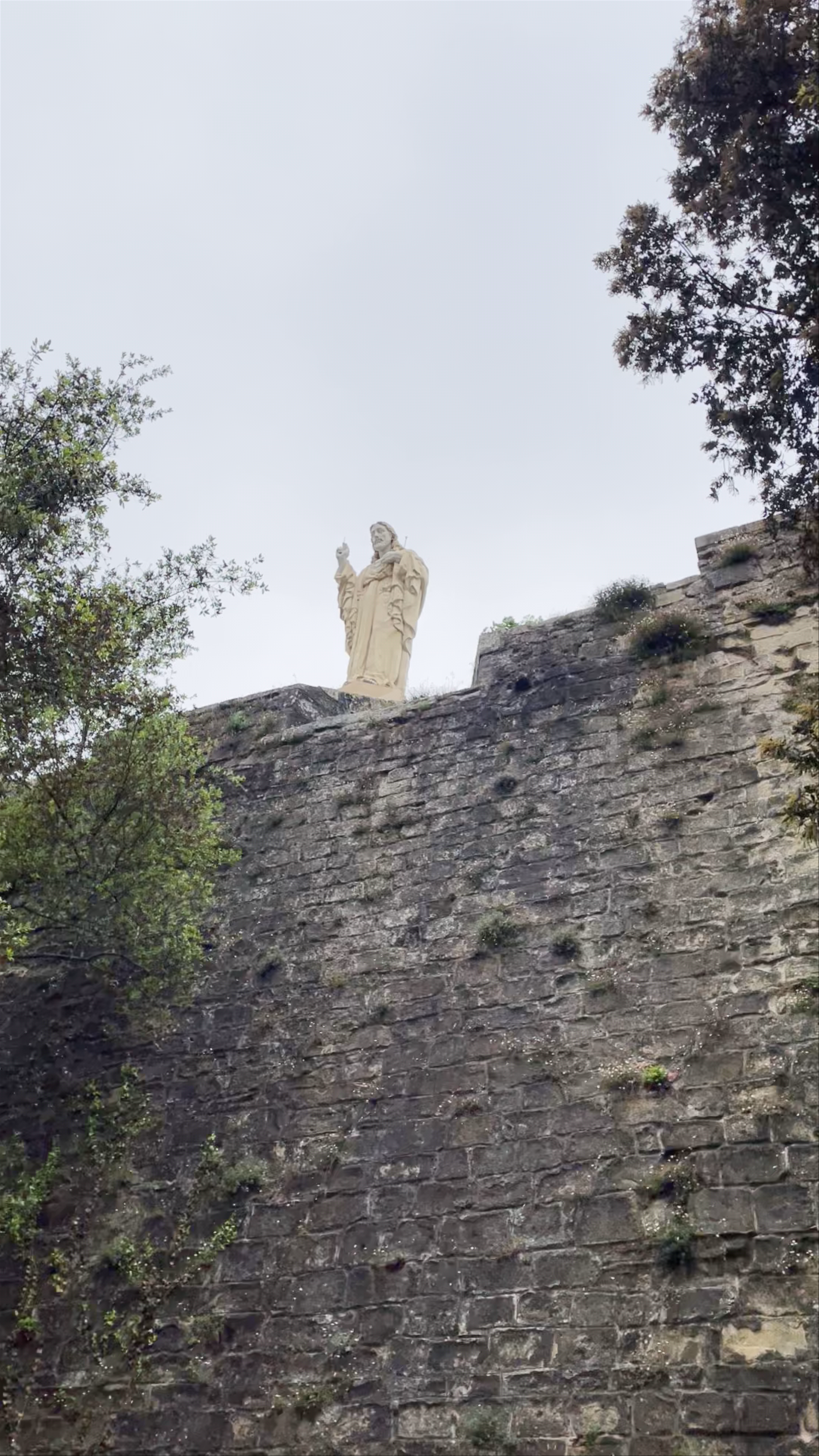 Estatua del Sagrado Corazón de Jesús