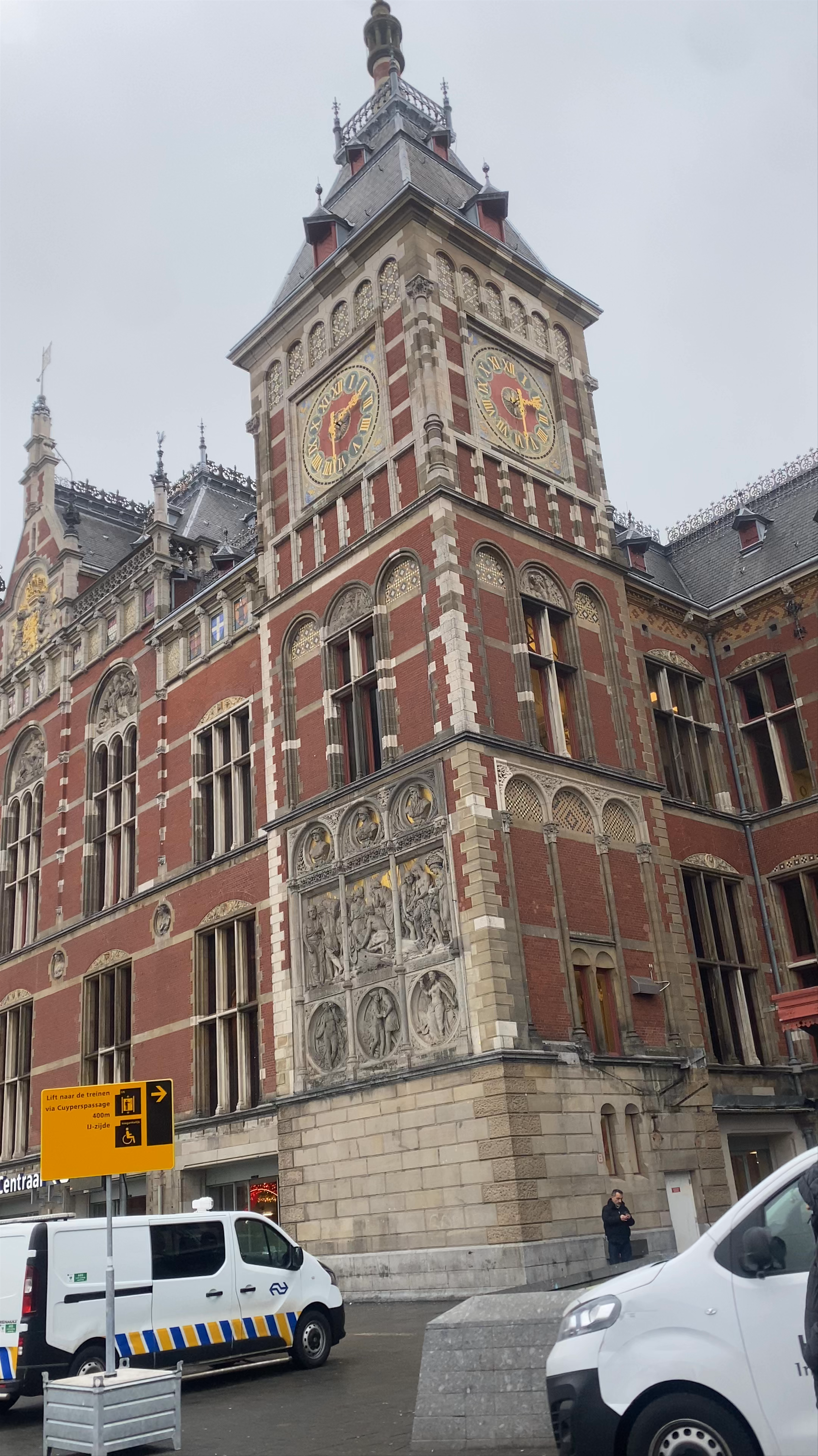 Amsterdam Centraal railway station