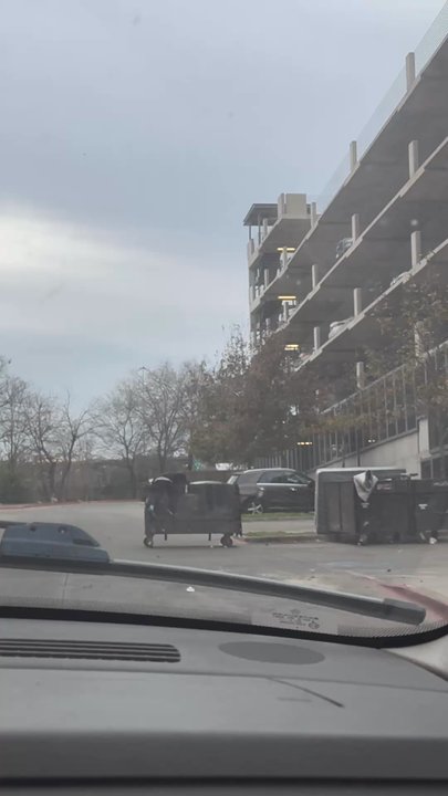 Crosby - Surprise, another homeless person right next to another broken entry - Apartments Near Me - Dallas, Texas