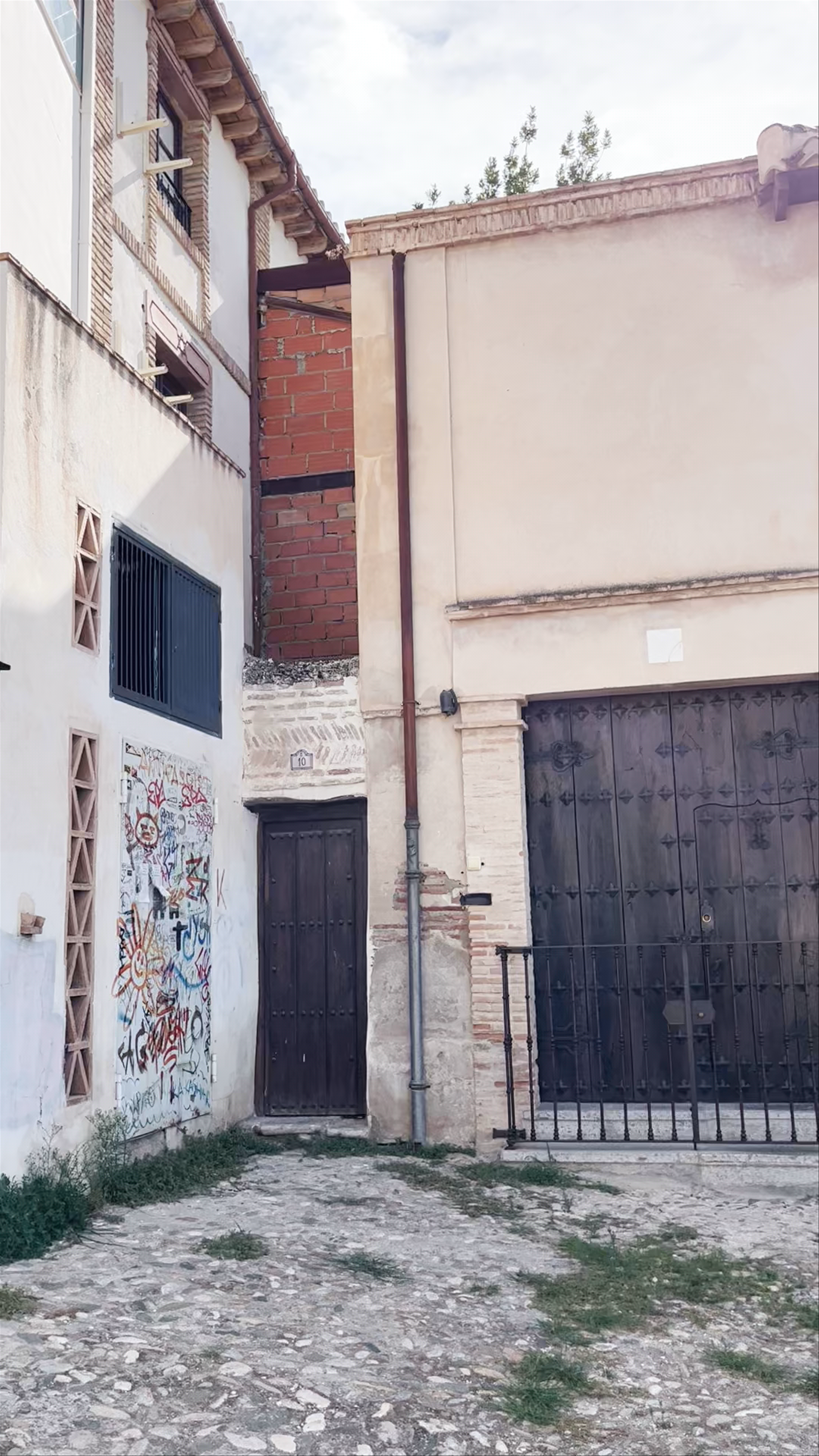 Mirador Ojo de Granada: Awe-Inspiring Views Over Granada, Spain