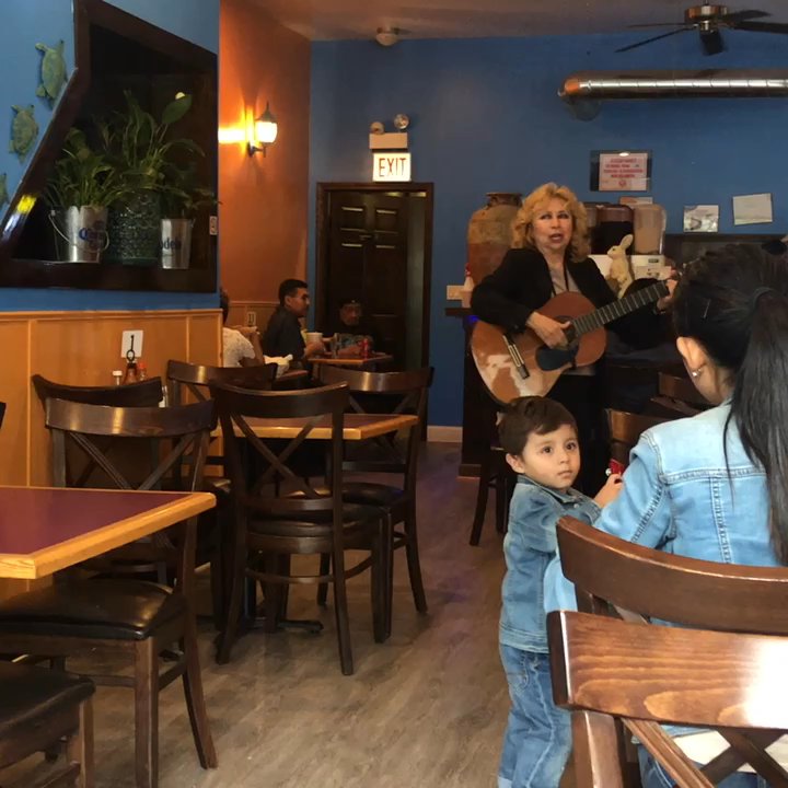 El Pulpo Loco - De Lujo - Mexican Near Me - Chicago, Illinois