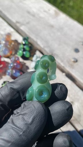 Preview pic of Tentacle Pendant