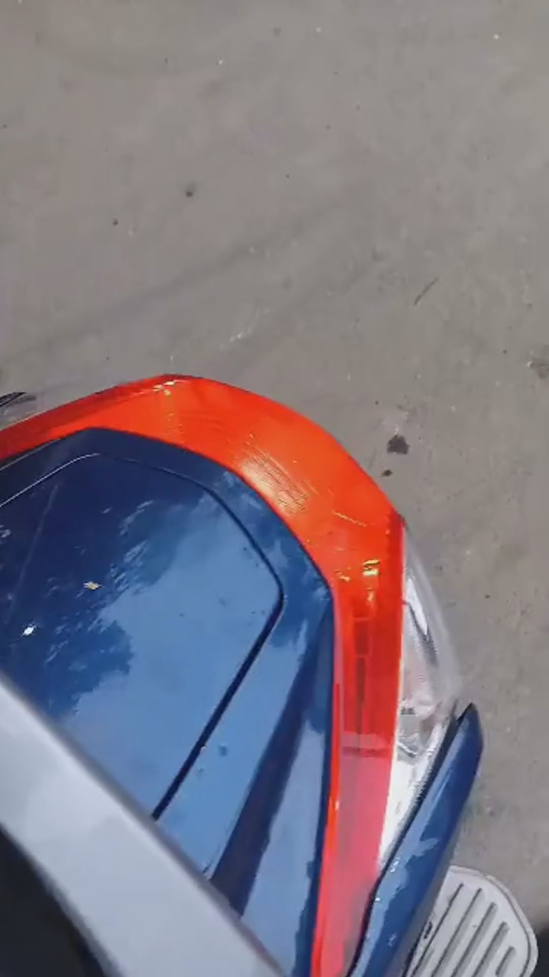 Walk-around video thumbnail