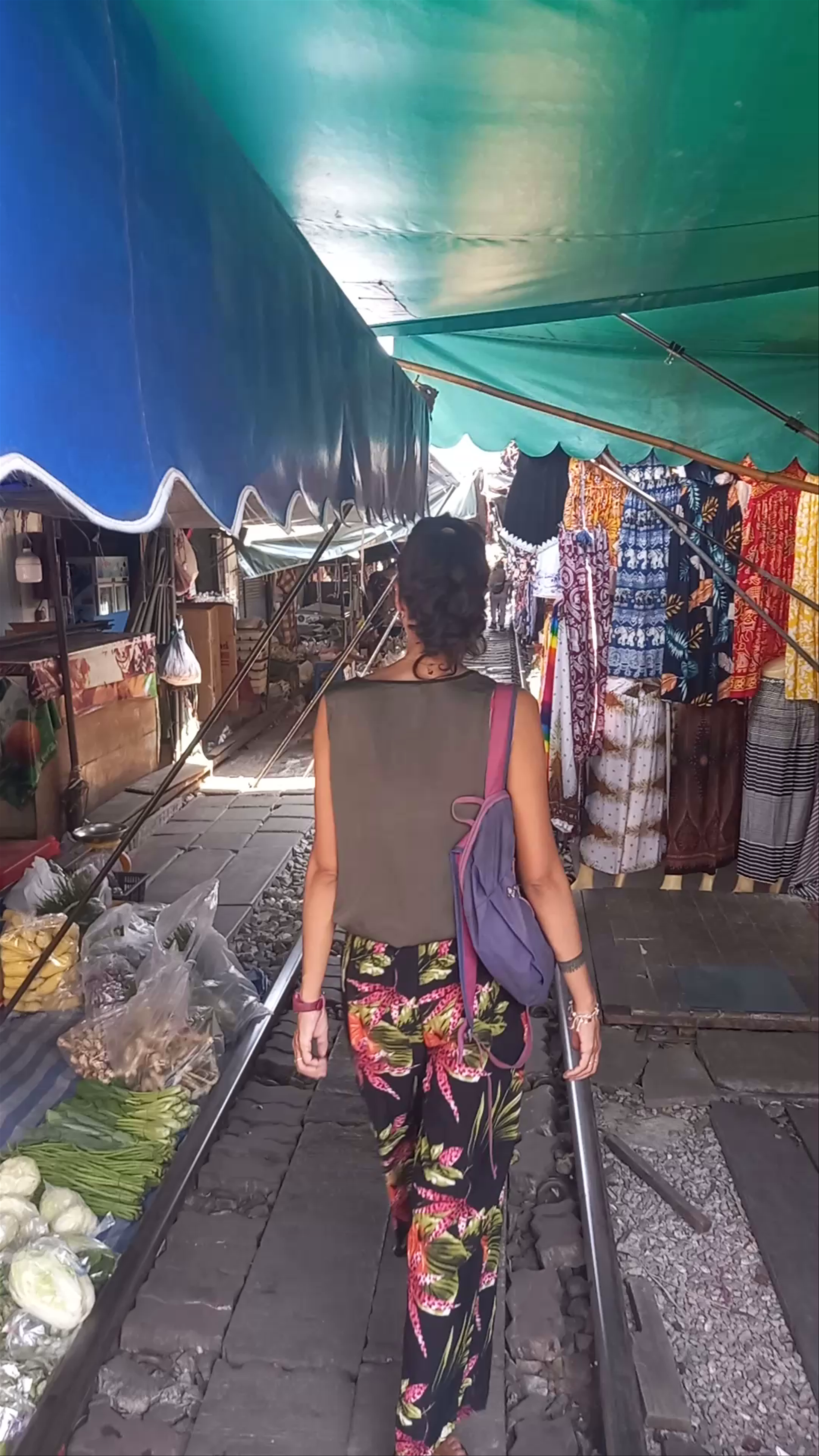 Talad Rom Hub Market - Samut Songkhram