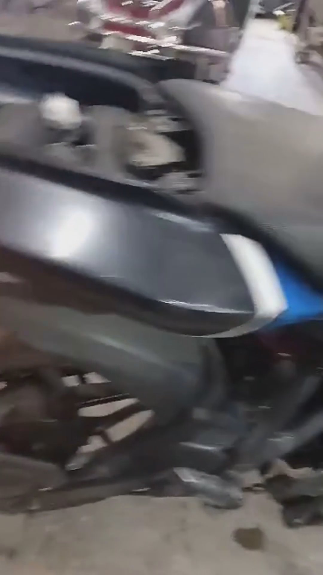 Walk-around video thumbnail