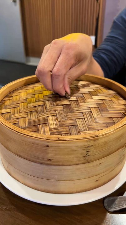 YaYa Roasted - Delicious pork and crab soup dumplings! - Chinese Near Me - Staten Island, New York