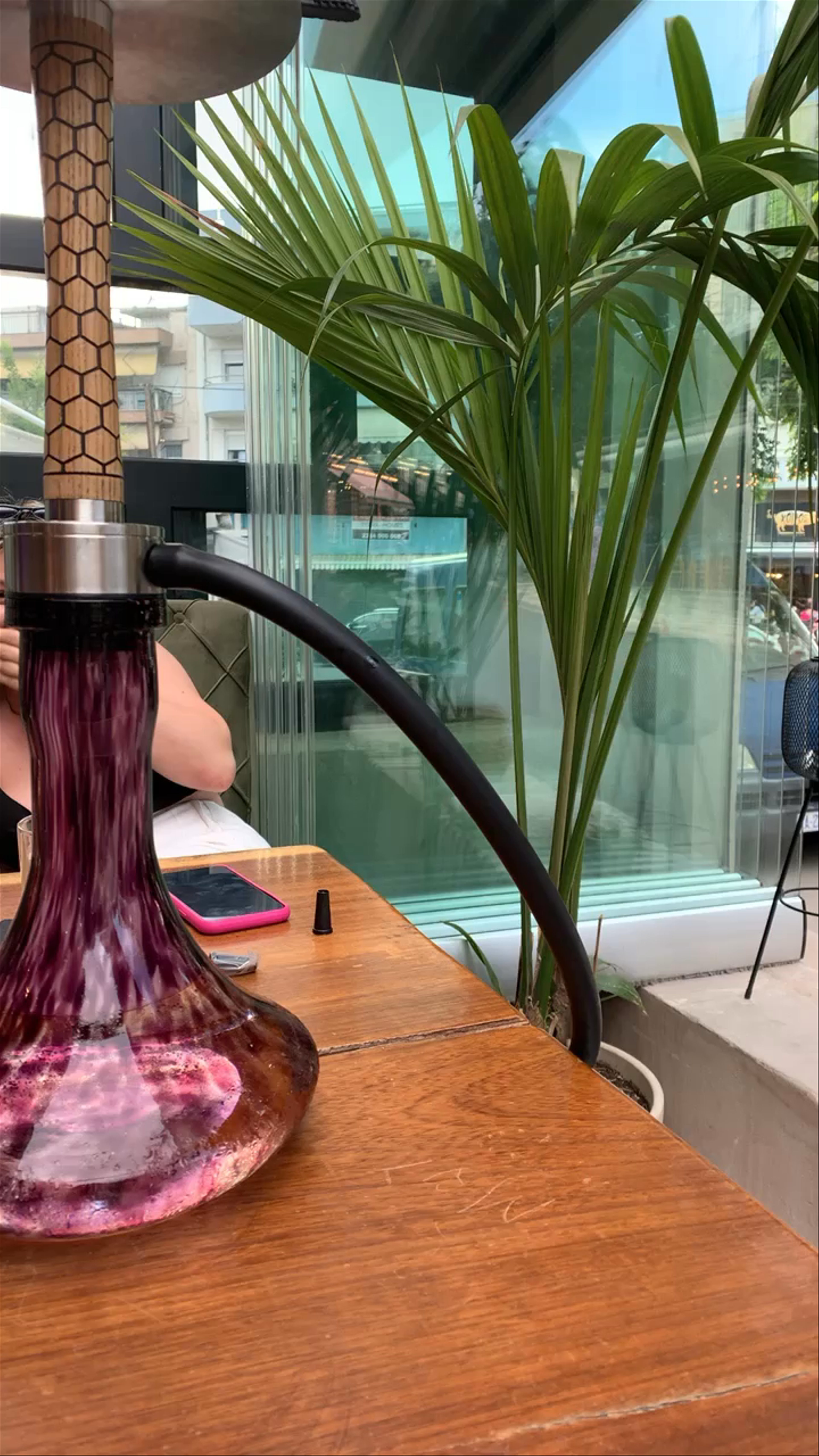 Tucan Cafe Bar: Vibrant Hookah Lounge Experience in Polichni, Greece