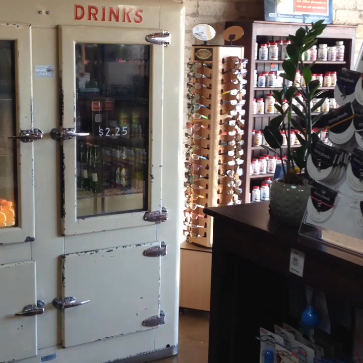 Melrose Pharmacy - Drugstores Near Me - Phoenix, Arizona