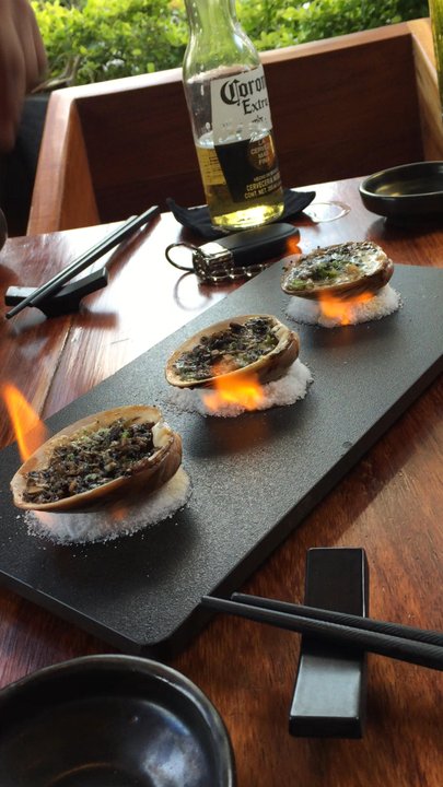 Samura - Almejas chocolate a la mantequilla - Japanese Near Me - Cancún, ROO