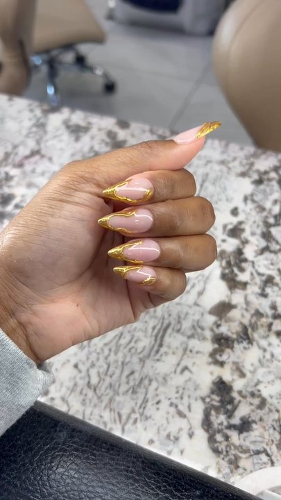 AURA Nail Bar - Gold chrome for my bday - Waxing Near Me - Dallas, Texas
