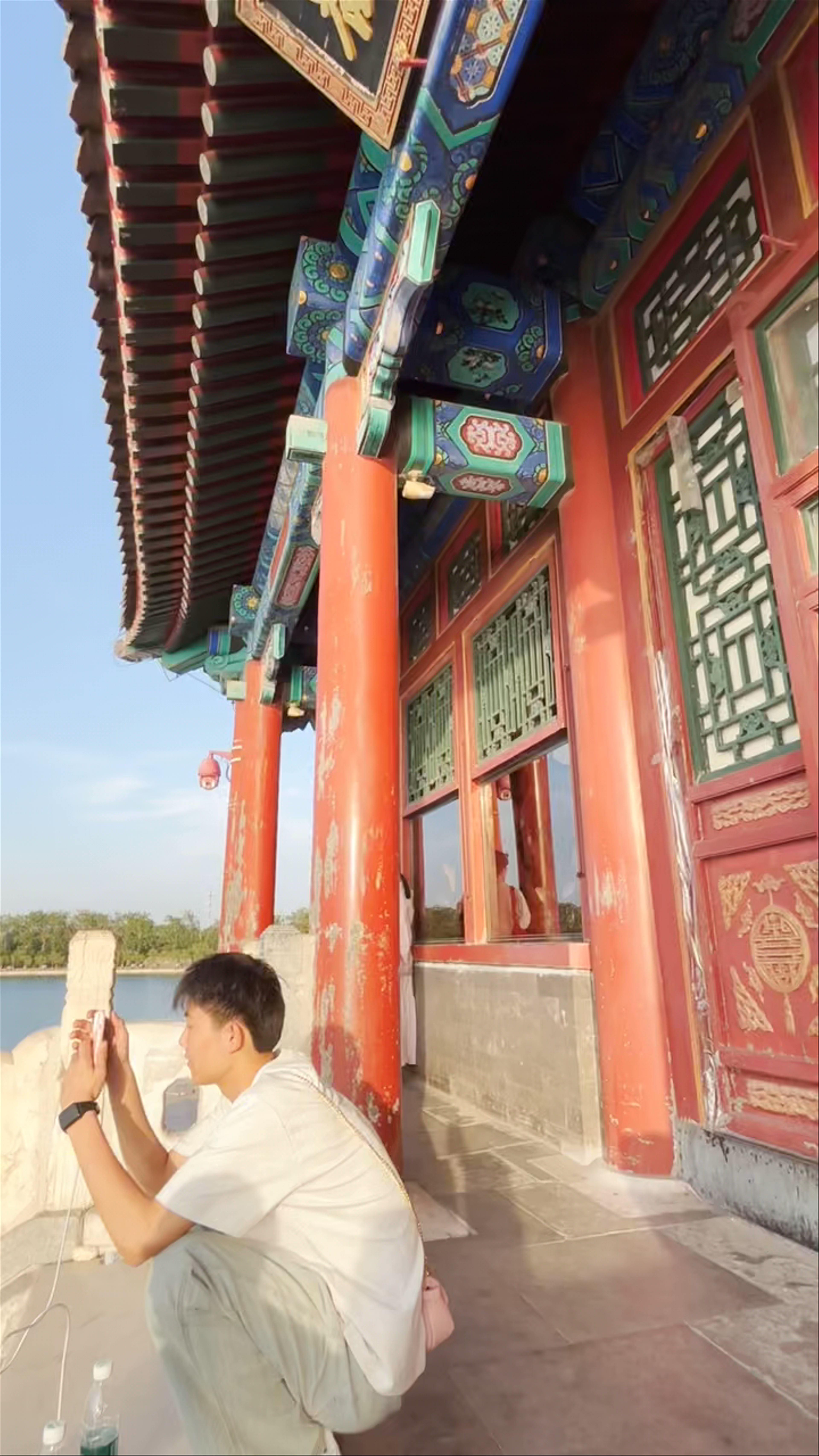 Capturing Golden Hour at Nanhu Island in the Summer Palace, Beijing