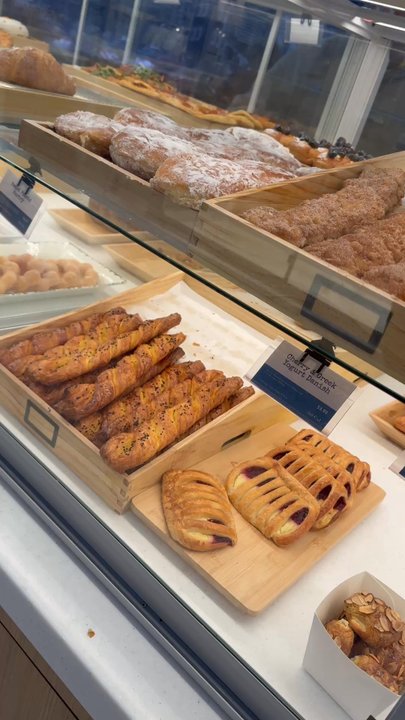 Paris Baguette - Bakeries Near Me - Santa Rosa, California