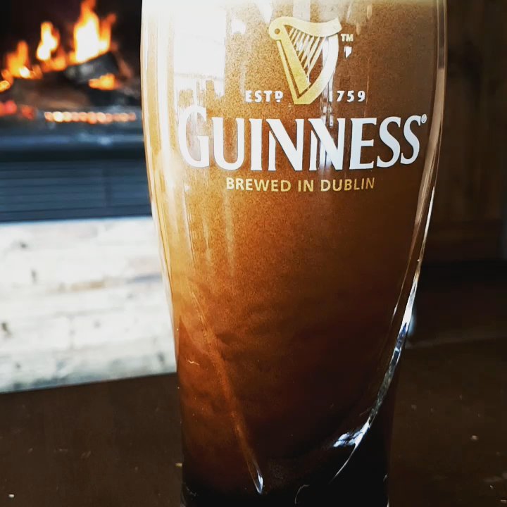 Murphy's Lockside Pub & Patio - Canadian (New) Near Me - Fenelon Falls, Ontario