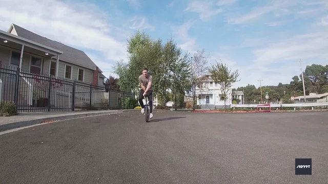 riu submission: Hickflip to inspin