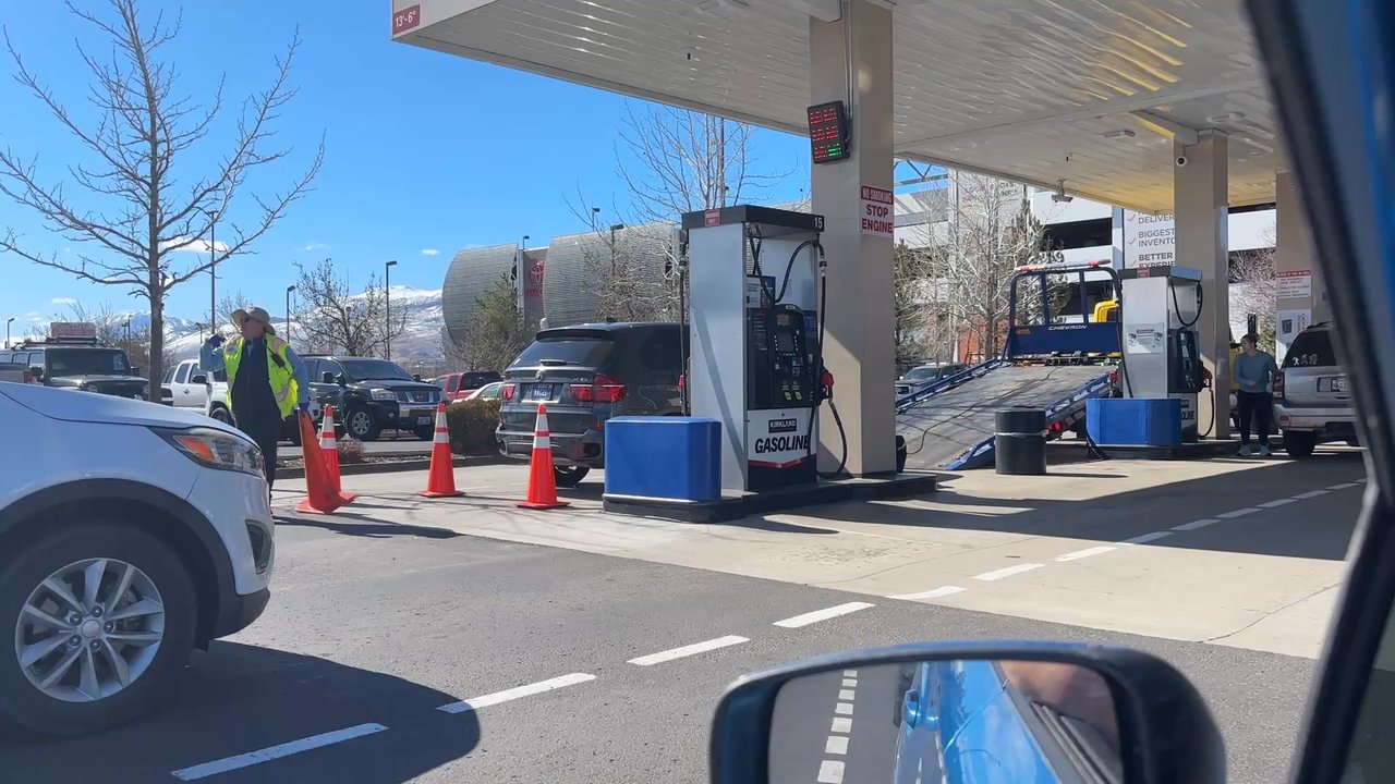 Costco Gasoline - Car broke down, causing a back up - Gas Stations Near Me - Reno, Nevada