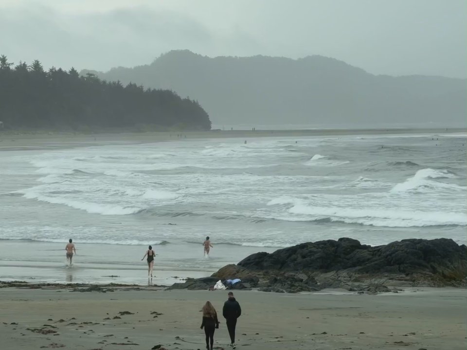 The Pointe Restaurant - Chesterfield Beach Tofino, British Columbia Canada - Canadian (New) Near Me - Tofino, British Columbia