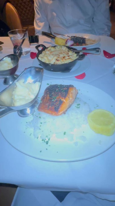 MRBL - This was the complete what I actually ordered. It was burnt and not cooked all the way because if the kitchen rushing. - Steakhouses Near Me - Bellevue, Kentucky