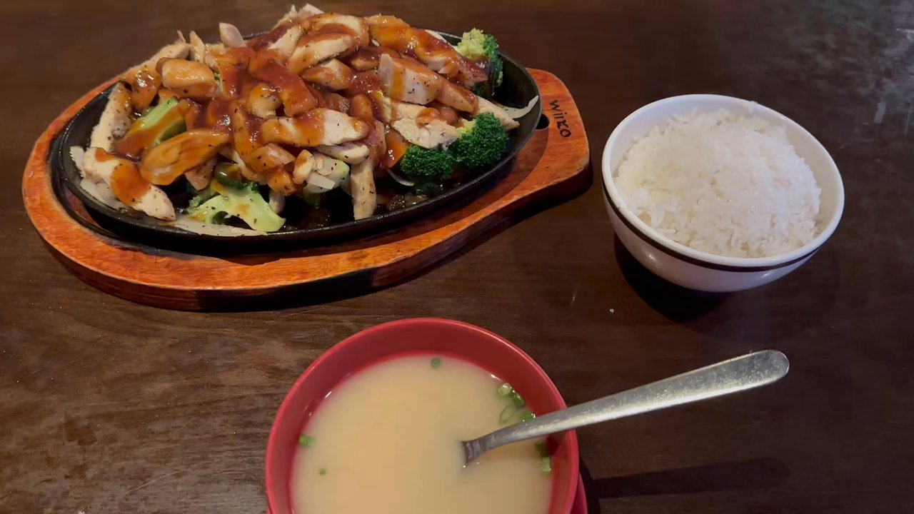 Wasabi & Wok - Sizzling hot chicken teriyaki entree with rice and soup! - Chinese Near Me - The Colony, Texas