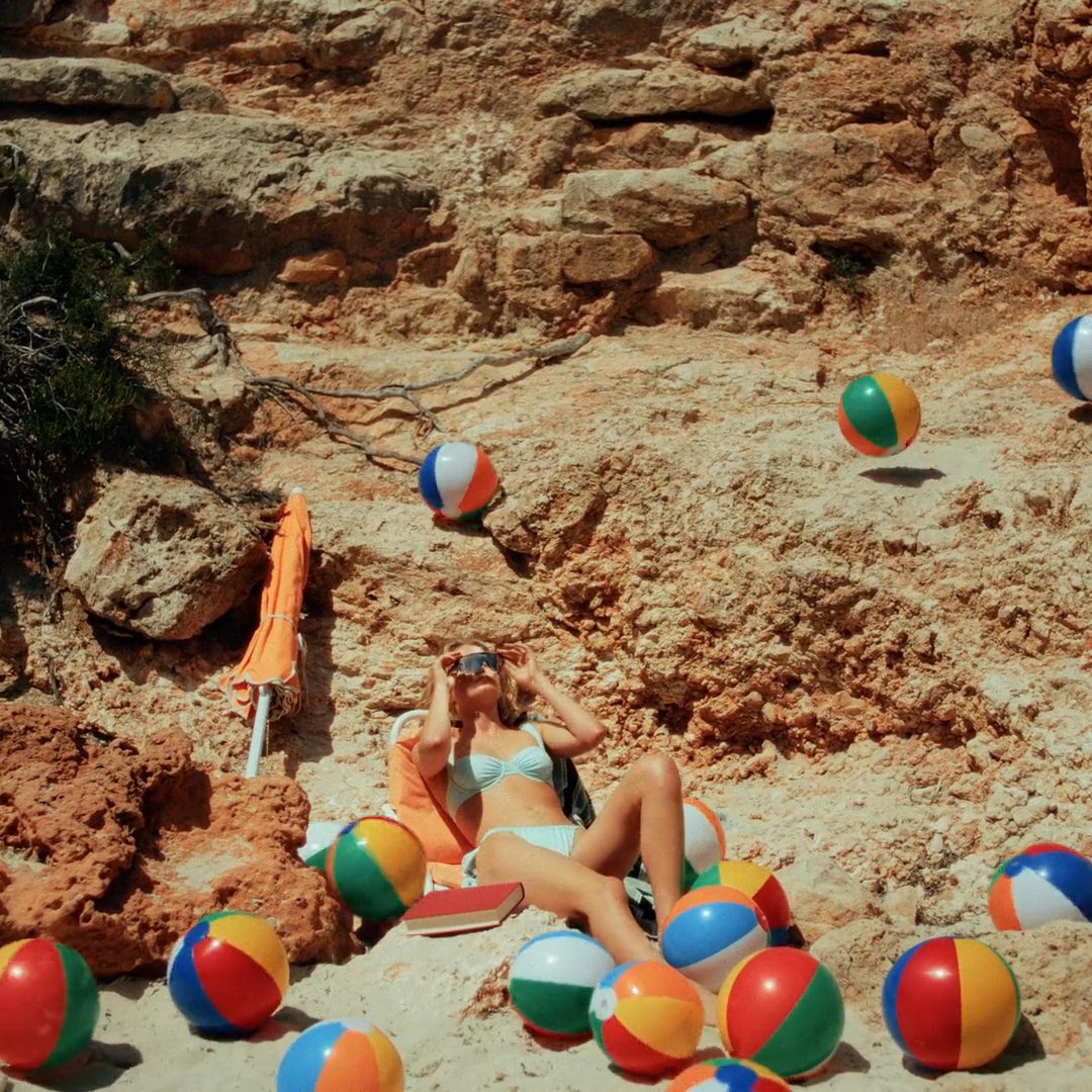 H&M Summer slide thumbnail
