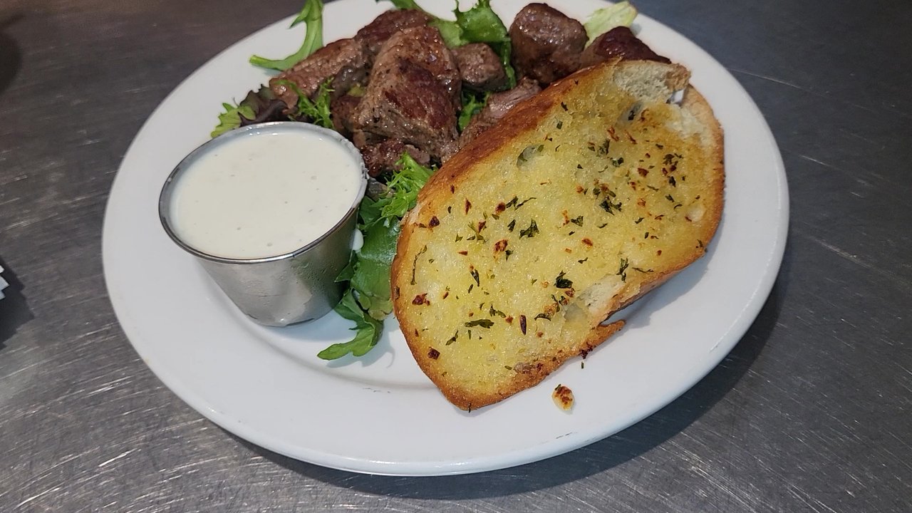 Dawson's Bar & Grill - Steak Bites Vid - Bars Near Me - Dixon, California