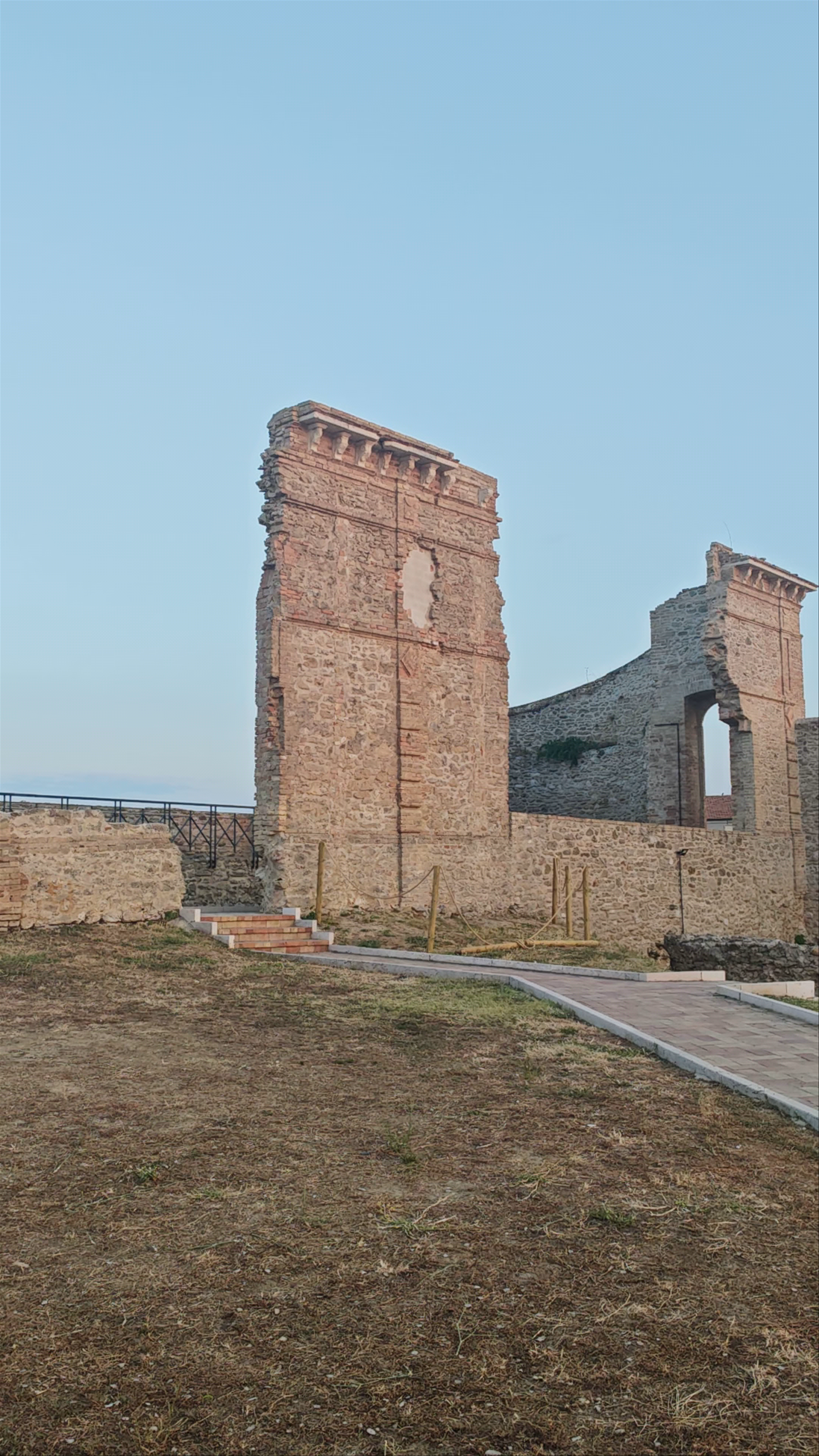 Castello Aragonese