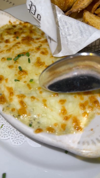 Carrol's Creek Cafe - Seafood Near Me - Annapolis, Maryland