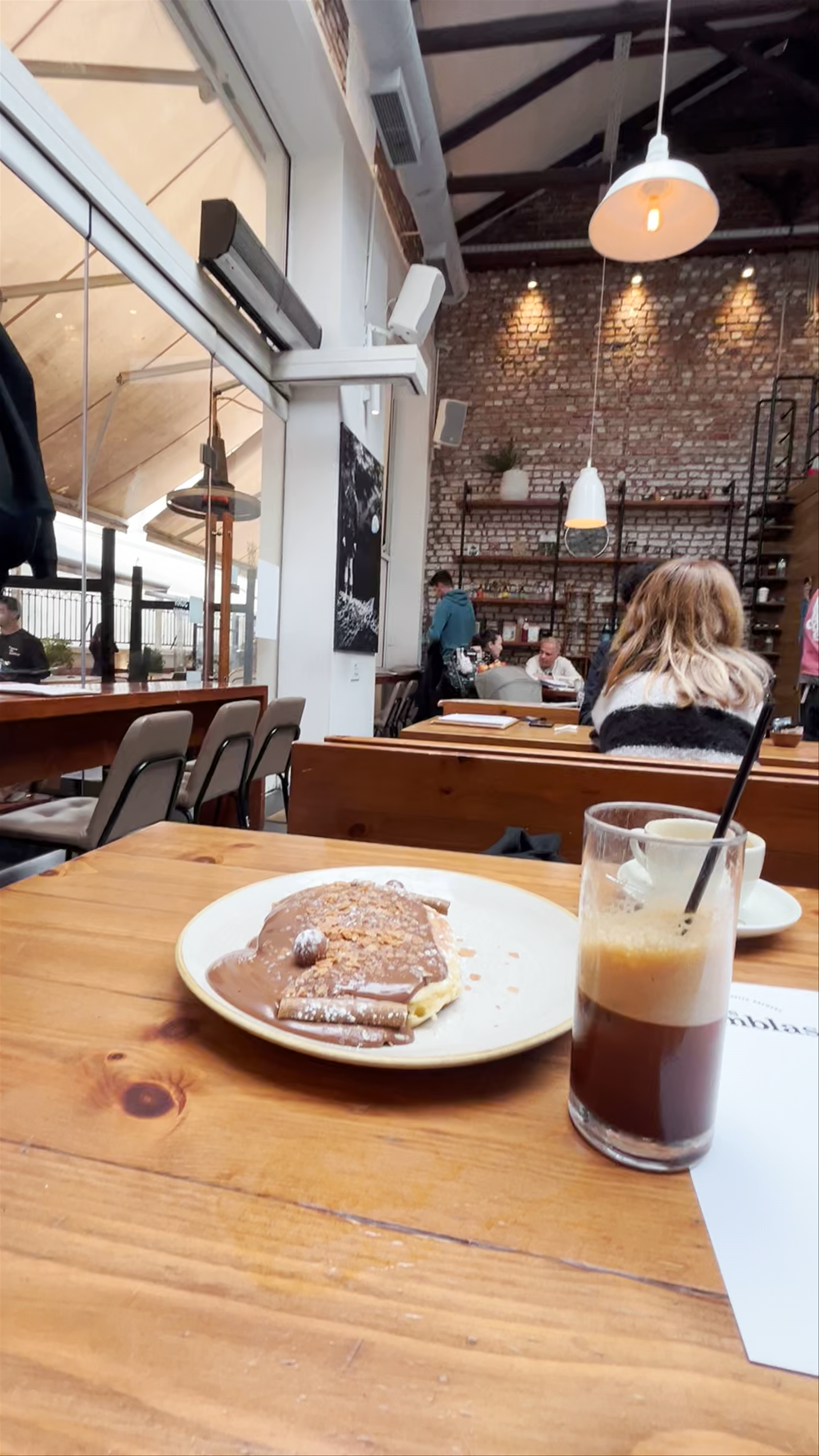 Las Ramblas Coffeebar: Cozy Urban Café in Larisa, Greece