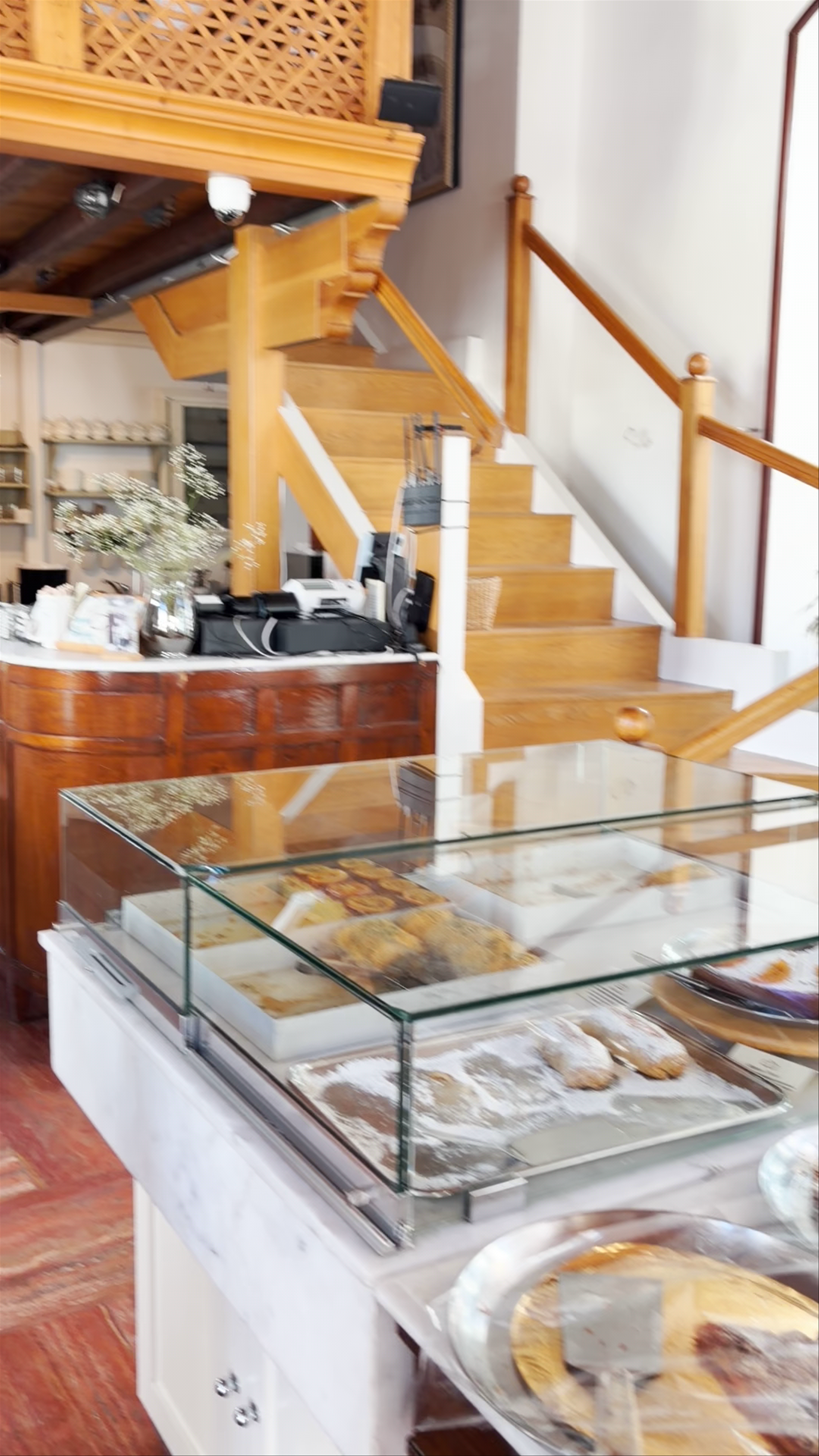 Cafe Palaios